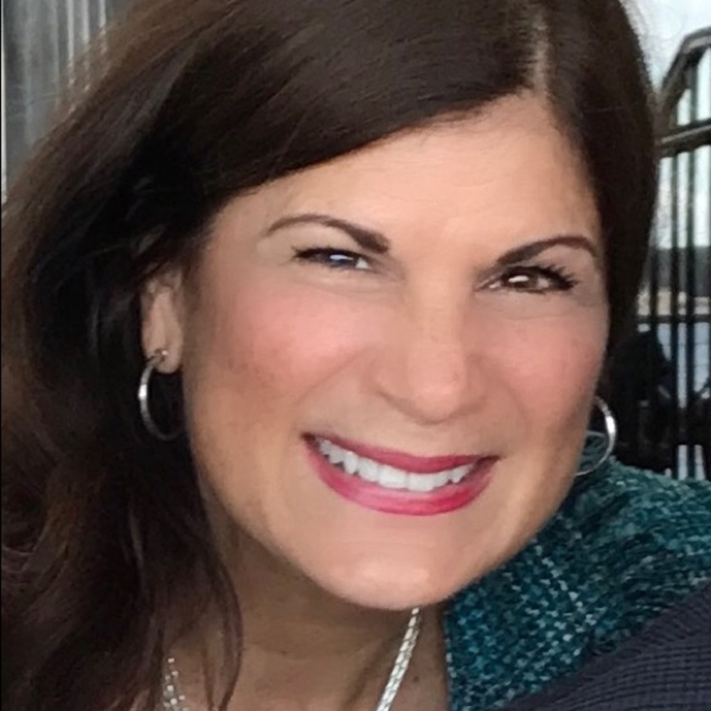 Meet your Posher, Lori Ann